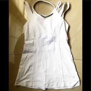 Lululemon top